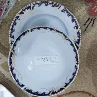 تعدادی بلور وچینی|ظروف سرو و پذیرایی|خمینیشهر, |دیوار