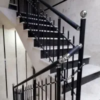 کارگرساده برای همکاری در نصب نرده استیل|استخدام معماری، عمران و ساختمانی|رشت, رشتیان|دیوار