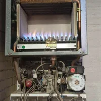 تعمیر تخصصی انواع پکیج و آبگرمکن زارع با لوازم