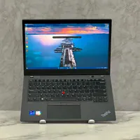 لپ تاپ Thinkpad T14s نسل ۱۱ بدون یک نقطه