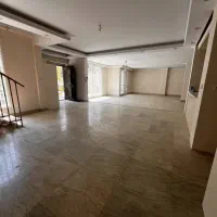 ۳۰۰متر آپارتمان دوبلکس با ورودی و حیاط مجزا