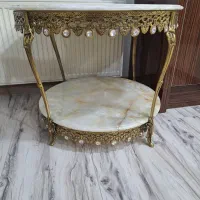 میز برنز بزرگ