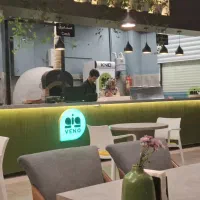 نیروی آشپزخانه ( ظرفشور و دستیار آشپز )