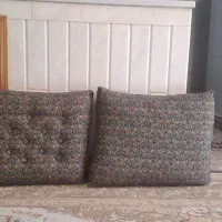 یک جفت پشتی|پشتی|نائین, |دیوار