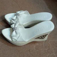 دو عدد صندل یک کفش تمیز اصلا پوشیده نشده|کیف، کفش، کمربند|شاهینشهر, برخوار غرب|دیوار