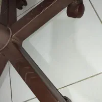 صندلی اداری|صندلی و نیمکت|اندیشه, اندیشه فاز ۴|دیوار