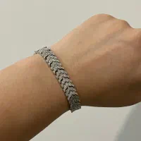 دستبند و انگشتر