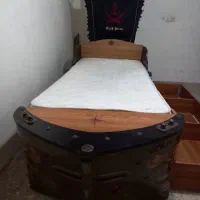 تخت خواب نوجوان