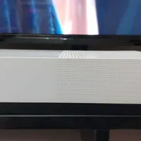 Xbox on S تمیز و کم کار
