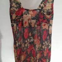 لباس گل دار|لباس|بروجرد, |دیوار