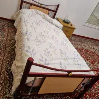 تخت وتشک یکنفره