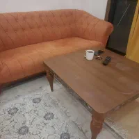 فروش مبل ۳ نفره به همراه میز جلو مبلی