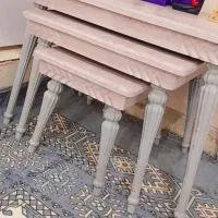 مبل ۷ نفره و میز عسلی بزرک و ۳ عدد کوچیک