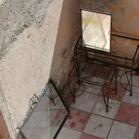 دو عدد اینه|آینه|قروه, |دیوار