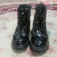 کفش|کیف، کفش، کمربند|کوهدشت, |دیوار