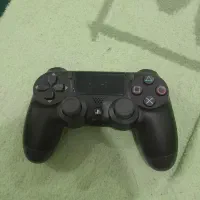 دسته PS4 اورجینال در حد نو