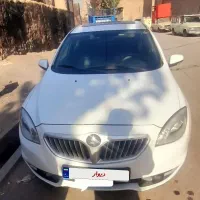 اتومبیل برلیانس ۳۳۰ اتومات