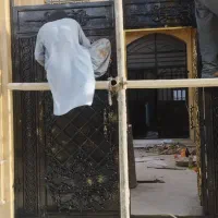 خدمات رنگ آمیزی درب حیاط و ساختمان|خدمات پیشه و مهارت|زاهدان, |دیوار