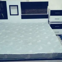 تخت وپاتختی