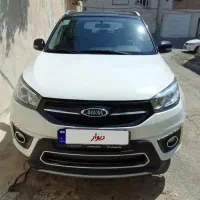 یک دستگاه خودرو MVM X33s