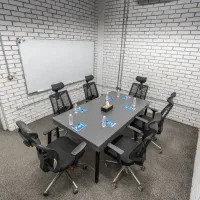 کارمند عرب زبان عراقی