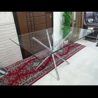 یک عدد میز ناهار خوری 6نفره
