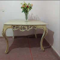 یکعدد میز نهارخوری چهار نفره محکم چوب راش