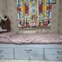 تخت خواب یک نفره