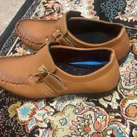 کفش کالج|کیف، کفش، کمربند|شیراز, آبیاری|دیوار