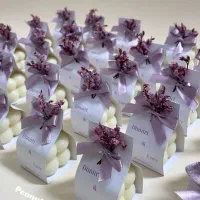 ساخت تخصصی انواع شمع تزئینی و گیفت‌های خاص