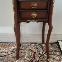 میز تلفن و گلدان و نردبان دکوری