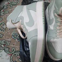 کتونی|کیف، کفش، کمربند|شیراز, بریجستون|دیوار