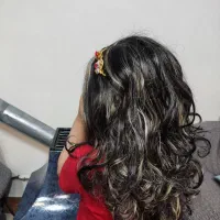 کلاه گیس دارای مش