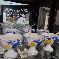 بستنی خوری
