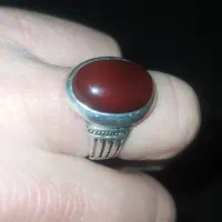 انگشتر نقره نگین سرخ یمنی.قدیمی.دوازده گرم