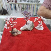 درخت ساخته شده با سنگ طبیعی