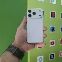 iphon 17 pro در حد تمیز باتری 98