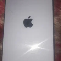 آیفون ۱۱نورمال