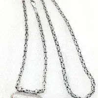 زنجیر نقره عثمانبافت و تعدادی دیگر