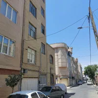 آپارتمان ۶۲ متری طبقه سوم تک واحدی