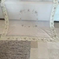 رو میزی مربع گلدوزی شده طلا کوب