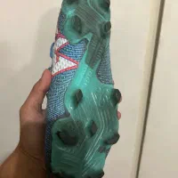 استوک فوتبال|کیف، کفش، کمربند|اندیشه, اندیشه فاز ۱|دیوار