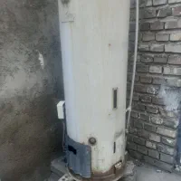 آبگرم کن ایستاده