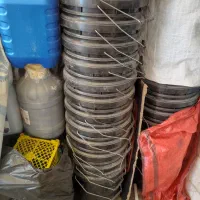 این سطل آب سالم و محکم