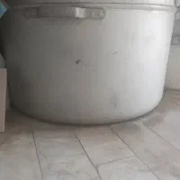دیگ بزرگ پرسی
