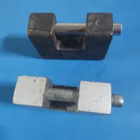 دوعدد قفل مغازه