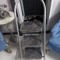 نبردبان ۳ پله|ابزارآلات|تهران, امام زاده عبدالله|دیوار