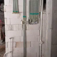 سیم کشی.برقکاری.لوستر و هالوژن.دوربین.باضمانت|خدمات پیشه و مهارت|تبریز, |دیوار
