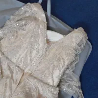 لباس مجلسی|لباس|رباط‌کریم, رباط‌کریم|دیوار