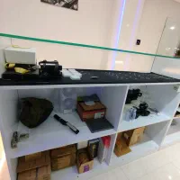 ویترین پیشخوان شیشه ۱۰ میل|بوفه، ویترین، کنسول|پرند, فاز ۰|دیوار